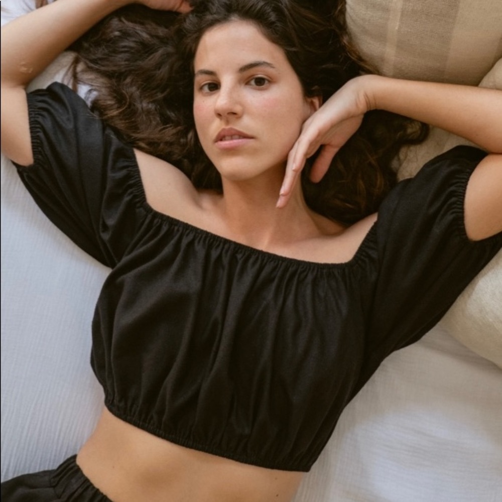OZMA Georgia Top NWT in Black